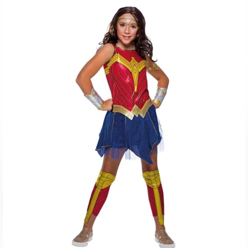 Rubies Wonder woman costume. Youth medium.